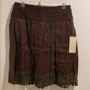 Perfect linen skirt with cotton lace. 👀❤️